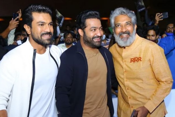 Rajamouli keeps his promise, shakes a leg at 'RRR' success bash