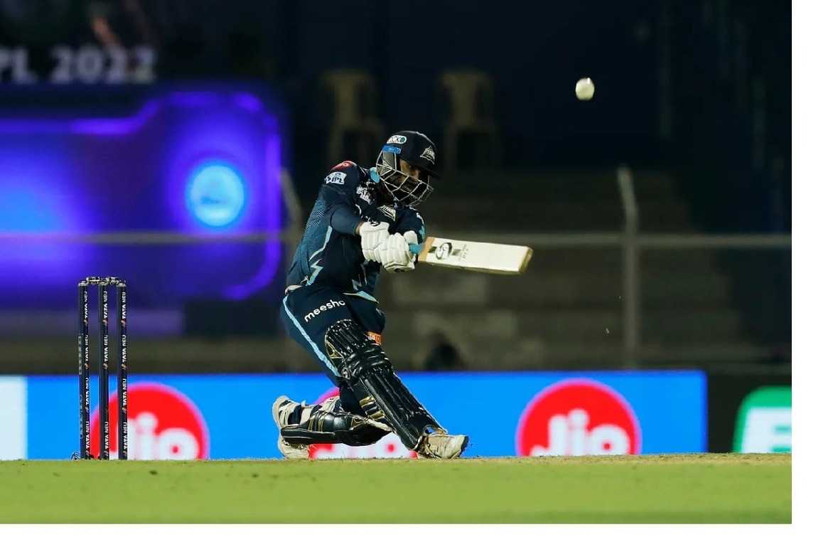 IPL 2022: Rahul Tewatia hits two sixes in two balls as Gujarat beat PBKS in thriller