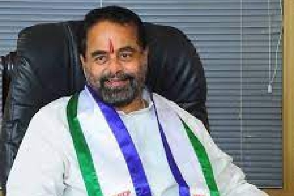 Tammineni terms Jagan a humanitarian, says Cabinet reshuffle a Herculean task