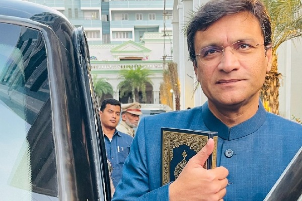 Akbaruddin Owaisi acquitted in hate speech cases