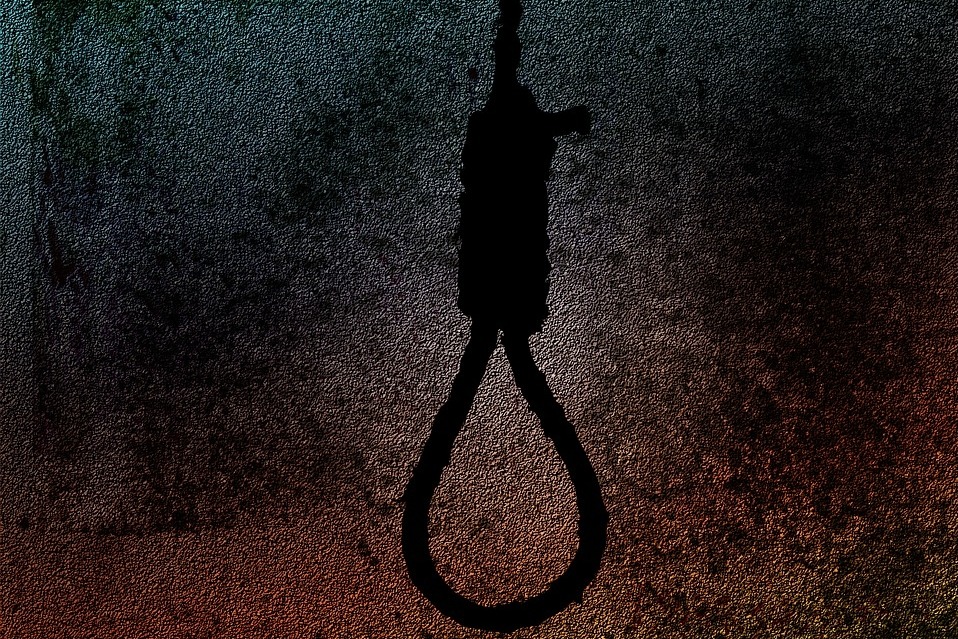 Unable to pay bill, Telangana man hangs self in hospital