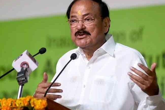 Venkaiah Naidu voices concern over rising nexus between politicians and civil servants