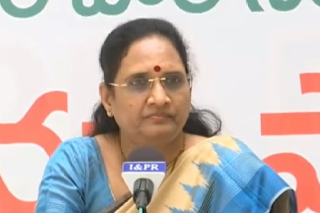 Will ensure Chandrababu, Bonda Uma to appear before Mahila Commission: Vasireddy Padma