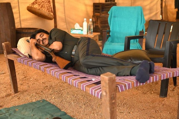 Fans go gaga over Pawan's picture where he takes nap during a shooting break