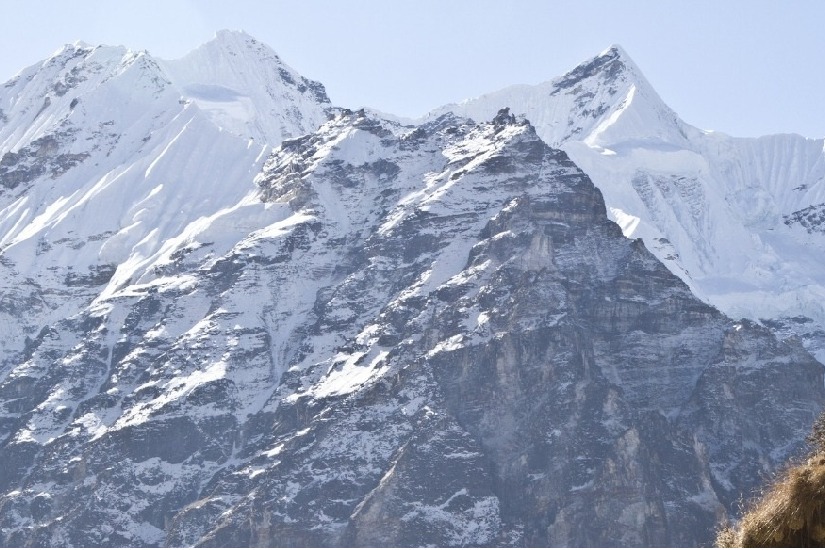 Indian climber dies while ascending Mt Kanchenjunga