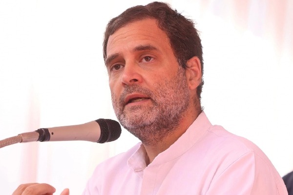 Congress promises loan waiver, investment support to Telangana farmers