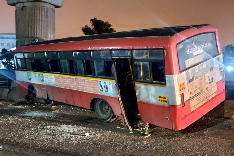 25 injured as bus hits metro pillar in B'luru