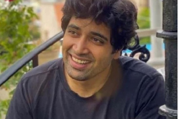 Adivi Sesh bluntly rejects 'Thrilling Star' title