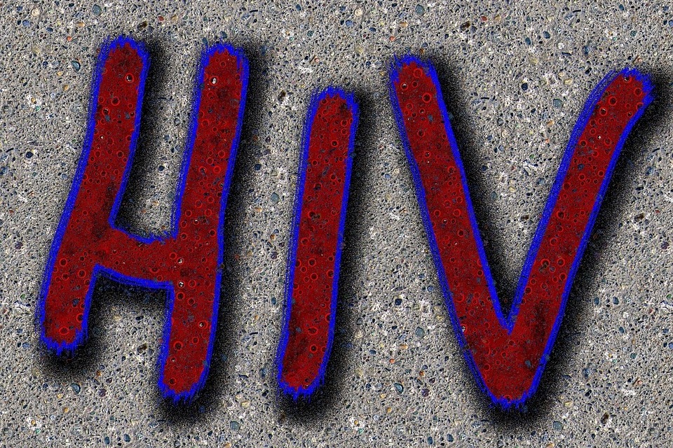 Gang of HIV-infected chain snatchers busted in Karnataka