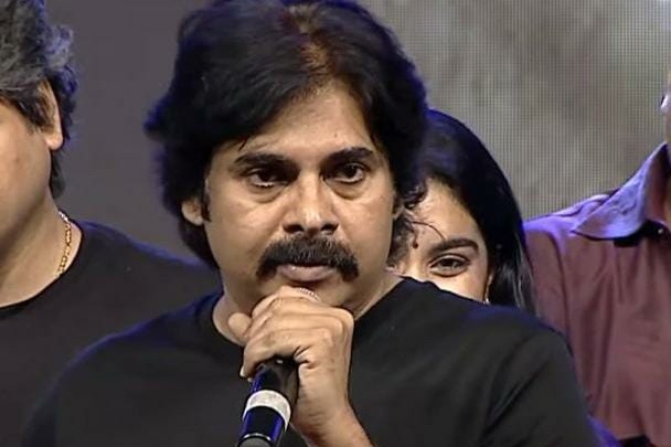 Pawan Kalyan makes special mention of Nivetha Thomas for 'Ante Sundaraniki'