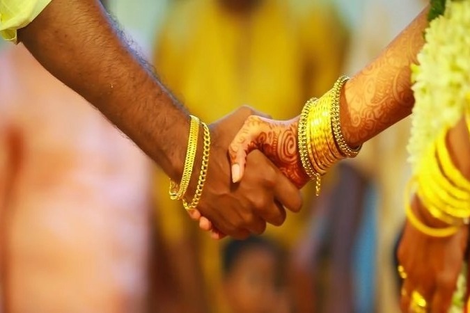 Groom flees from wedding venue after not getting dowry