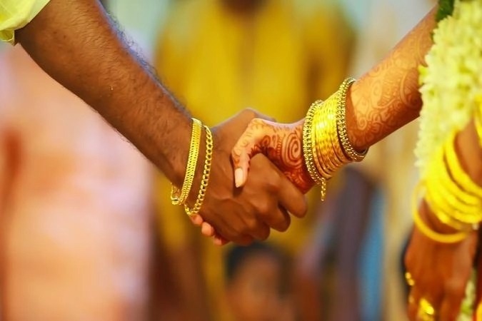 Dancing groom fined Rs 2L in UP for violating traffic rules