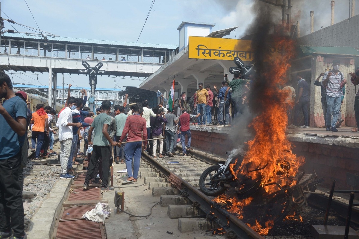 Violent protests at Secunderabad station, police finally clear area