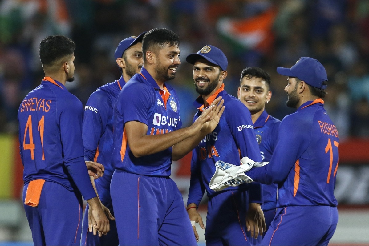 IND v SA, 4th T20I: Avesh, Karthik, Hardik star in India's 82-run thrashing of South Africa; level series 2-2