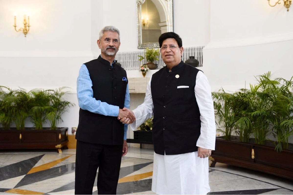 India, B'desh should work together for crime-free border: Jaishankar