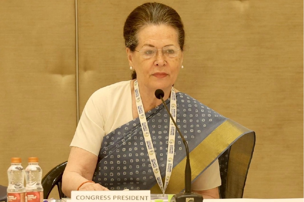 ED issues fresh summons to Sonia Gandhi, asks her to join probe by mid-July