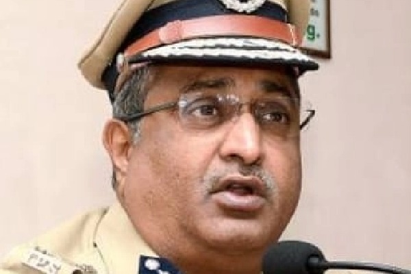 I foiled attempts to burn Andhra: Suspended IPS officer