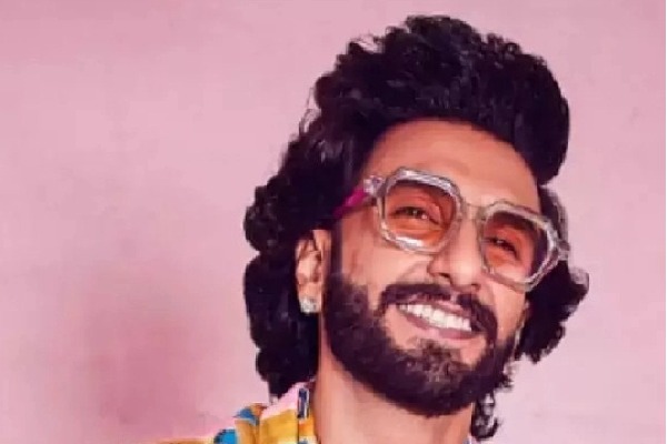 Ranveer Singh likely to host 'Bigg Boss OTT 2'