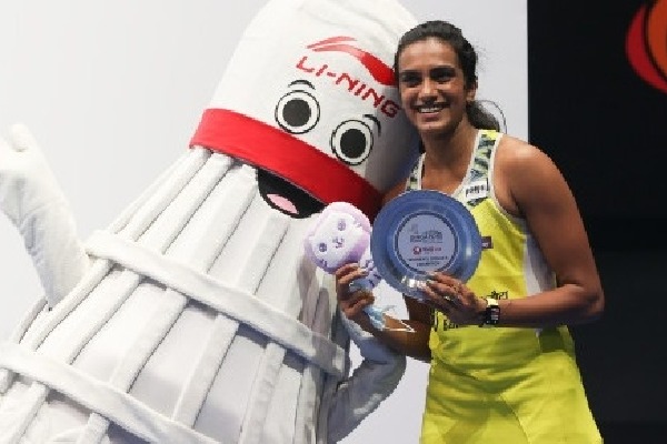 President, PM, Sports Minister laud, congratulate Sindhu on winning Singapore Open title