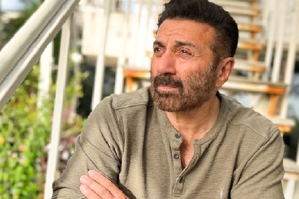 Sunny Deol explains why he missed prez poll: Getting back treated in US