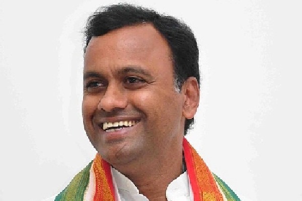 Telangana Congress MLA appears set to join BJP