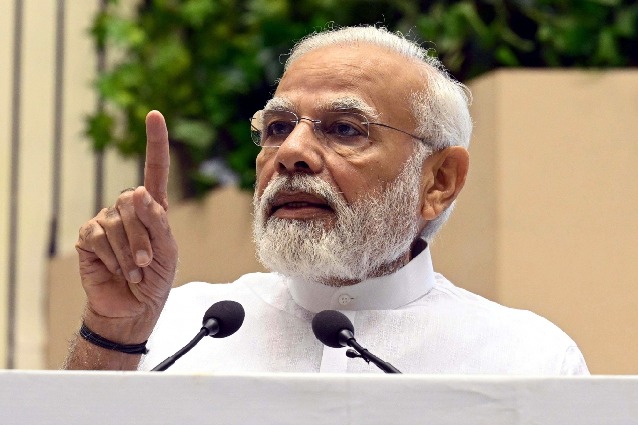 In politics, people should have courage to tell truth: PM