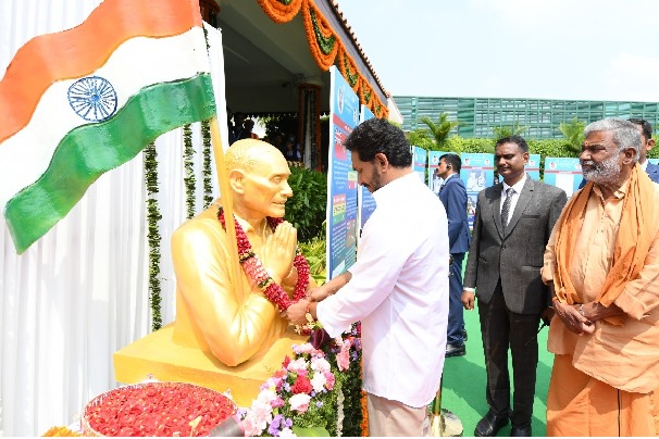 Andhra Pradesh pays rich tributes to designer of Indian flag