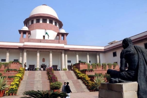 Court's duty to separate grain from chaff, extract truth from mass of evidence: SC