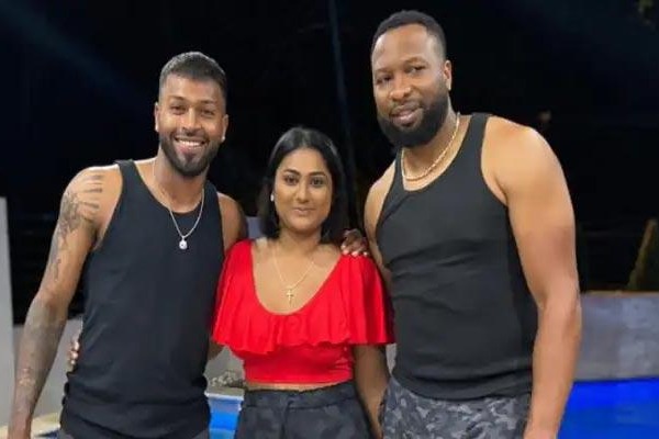 Hardik Pandya meets Kieron Pollard and his family at his residence in West Indies