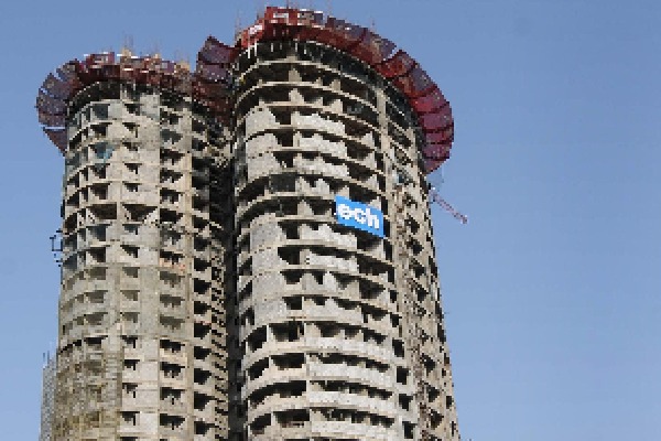 Supertech twin towers demolition: SC grants an additional week to Noida authority