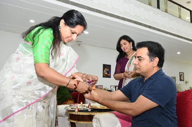 TRS MLC Kavitha ties rakhi to brother KTR