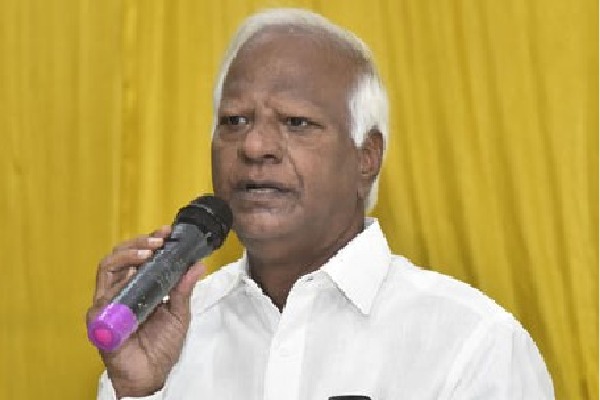 TRS MLA Thatikonda lost mental balance: MLC Kadiyam Srihari