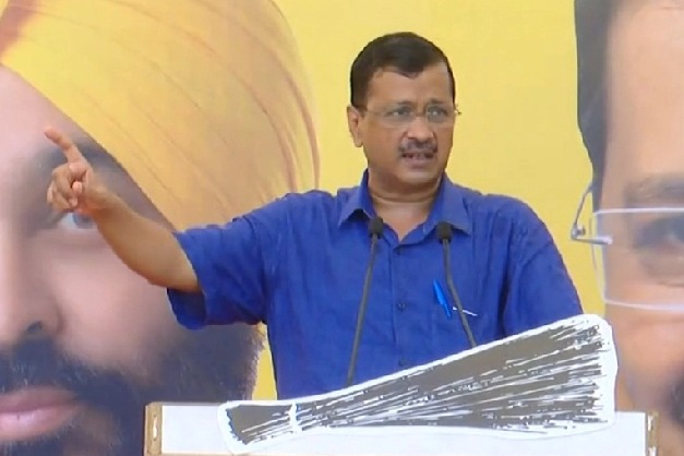 Kejriwal calls political opponents 'progeny of Kans'