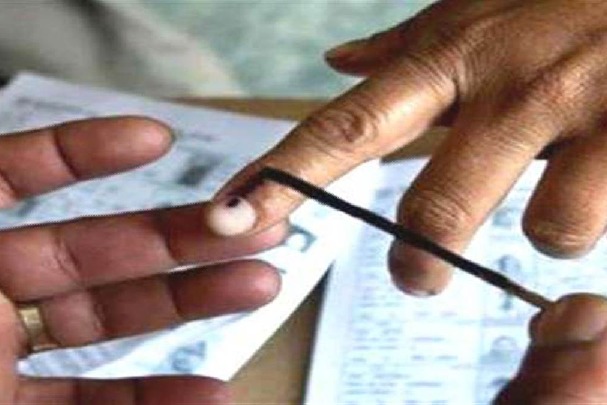 Main contestants flex money power in Munugode bypoll