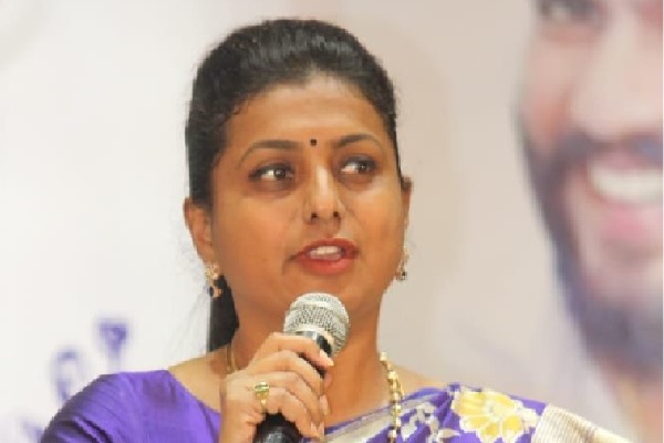 Chandrababu, Balakrishna spoke blatant lies in Unstoppable 2: Roja