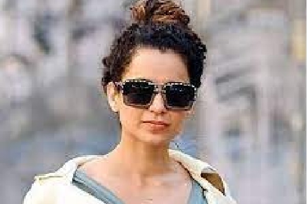 Kangana Ranaut hints at foraying into politics, says ready to serve people 