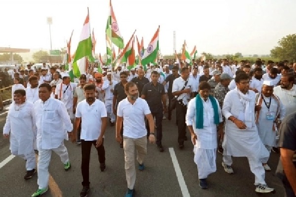 Bharat Jodo Yatra continues in Kamareddy district on last day in T'gana