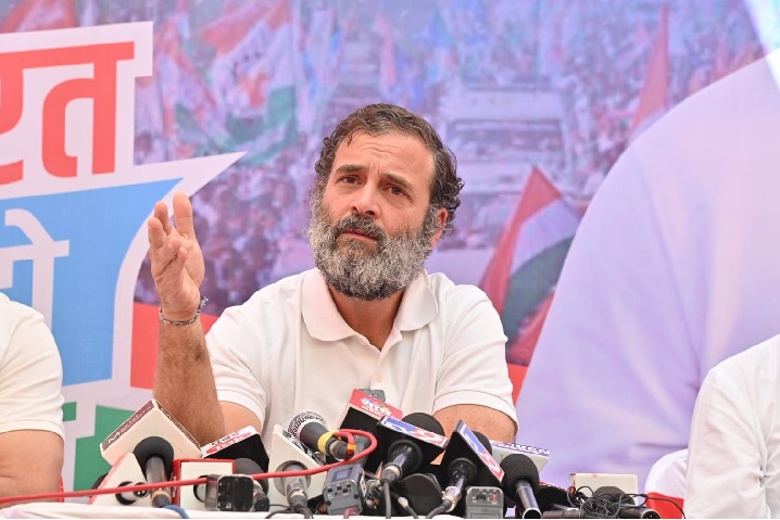 Rahul Gandhi dares govt to stop Bharat Jodo Yatra