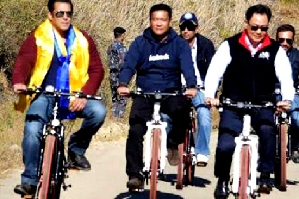 Salman Khan wishes 'Bibing' Kiren Rijiju 'health, happiness' on birthday