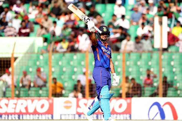 IND v BAN, 3rd ODI: Indian cricketing fraternity lauds Ishan Kishan for fantabulous 210