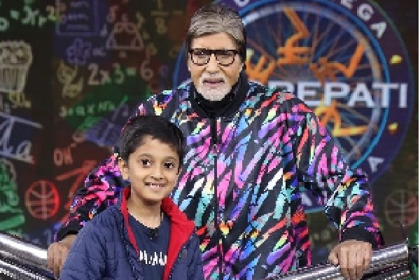 'KBC 14': From pet Christy to playing 'gilli-danda', Big B rewinds to his childhood