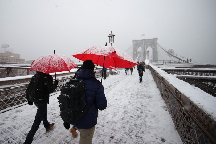 38 dead as severe Arctic storm batters US, Canada