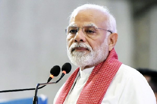 PM Modi announces relief for victims of Andhra stampede