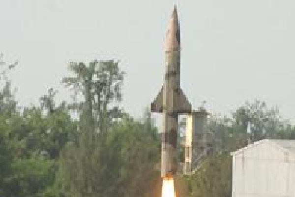 India successfully test-fires SRBM Prithvi-II