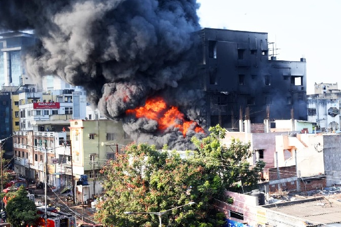 Search continues for remains of two men in Secunderabad building fire