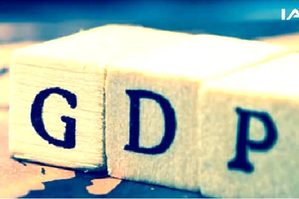 Govt fixes fiscal deficit target at 5.9% of GDP