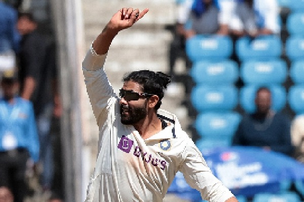 1st Test: Jadeja takes 5-47 as India bowl out Australia for 177 on Day 1