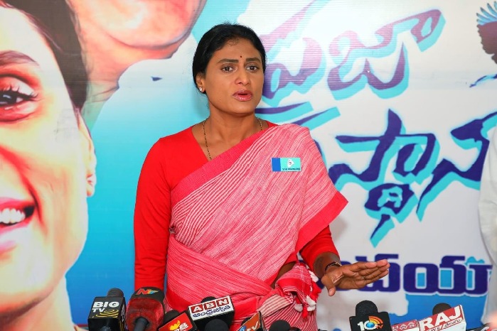 KCR has thrown Telangana into power crisis, says Sharmila