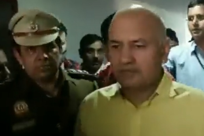 Delhi court sends Sisodia to 5 days CBI custody