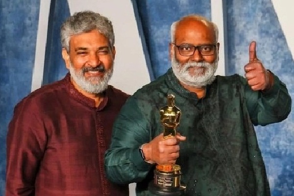 Rajamouli, Keeravani return to warm welcome by fans